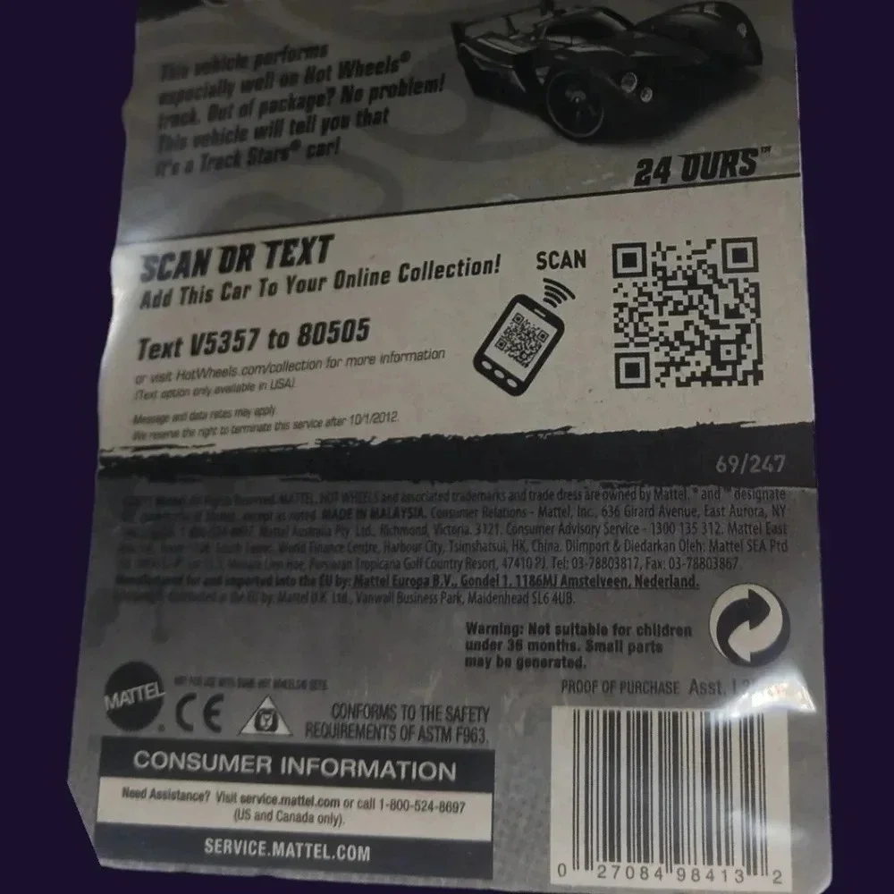 Hot wheel cars set of 2 collector